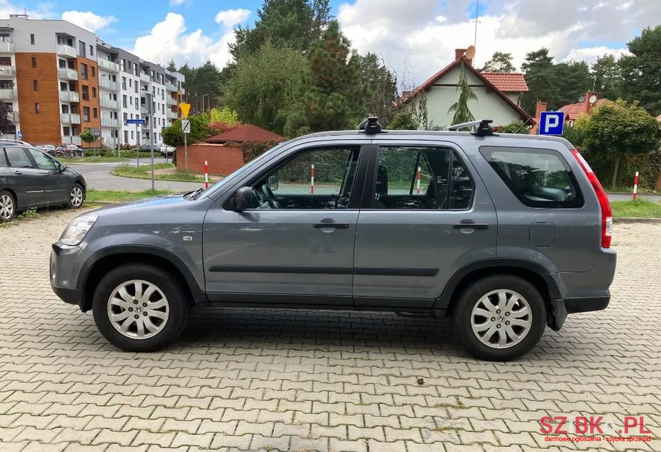 2005' Honda CR-V photo #2