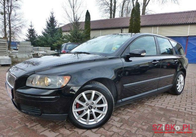 2004' Volvo V50 photo #1