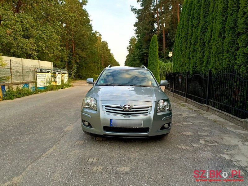 2008' Toyota Avensis 1.8 Vvt-I photo #5