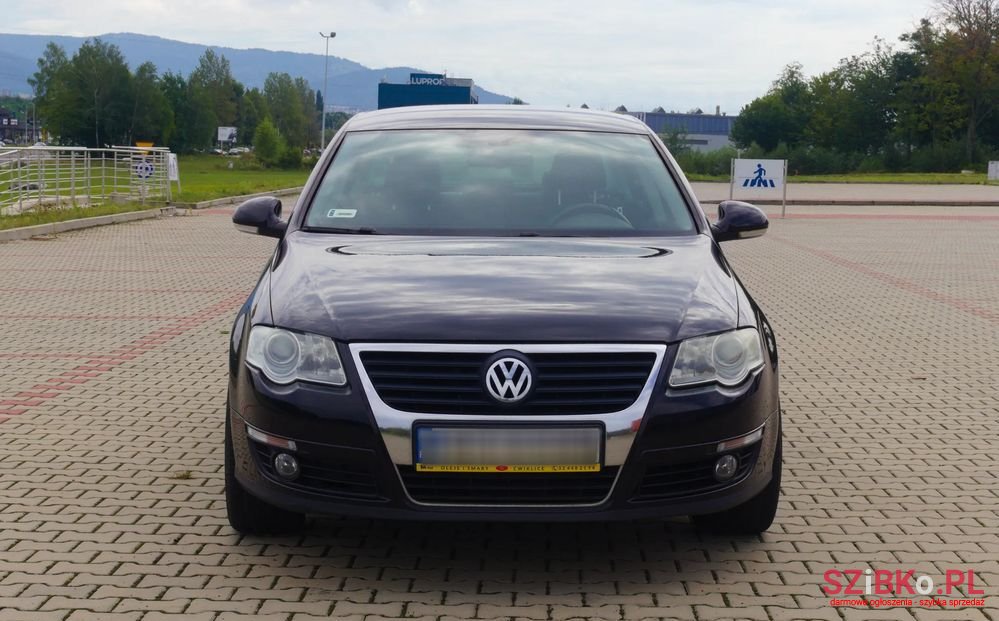 2007' Volkswagen Passat photo #4