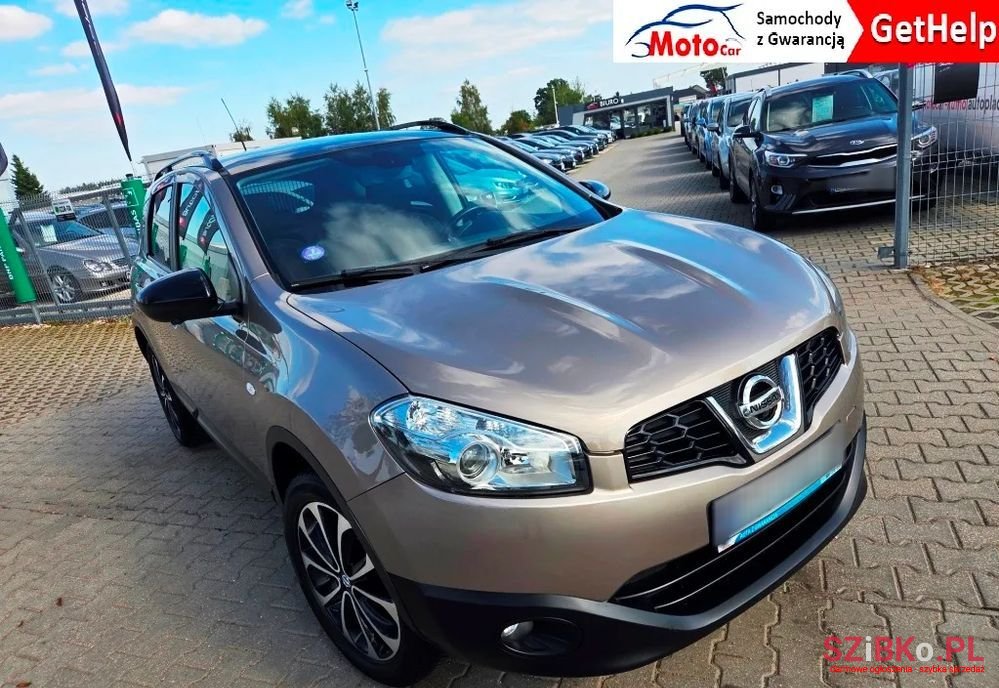 2013' Nissan Qashqai 1.6 Tekna photo #1