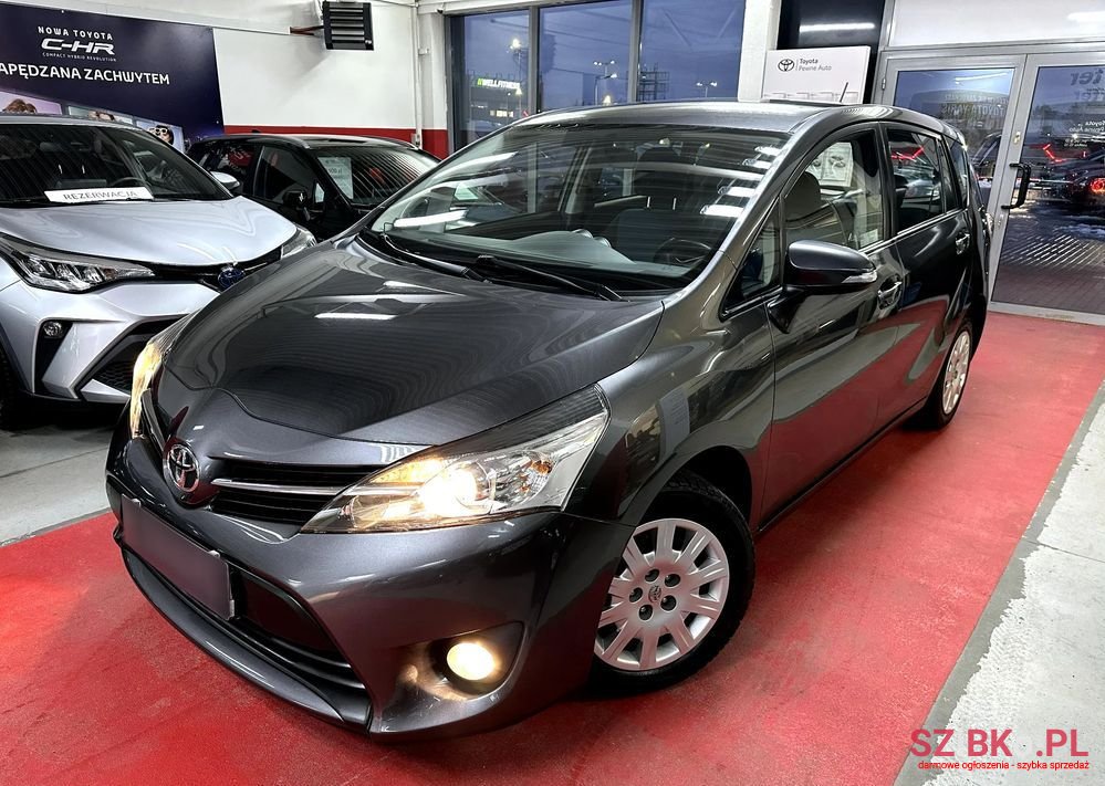 2014' Toyota Verso 1.6 Active photo #1
