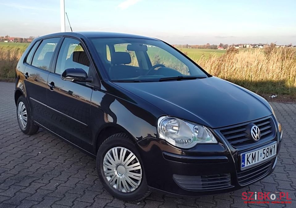 2008' Volkswagen Polo photo #3