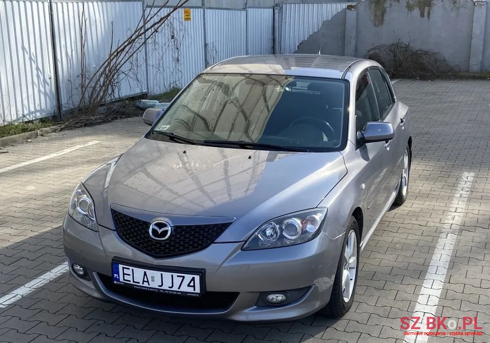 2005' Mazda 3 photo #2