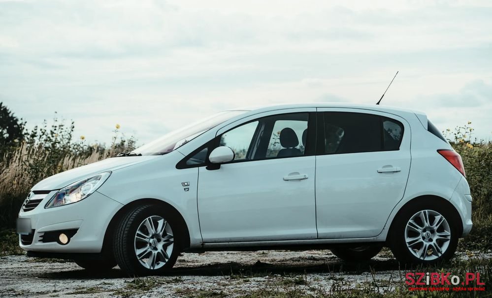 2010' Opel Corsa photo #5
