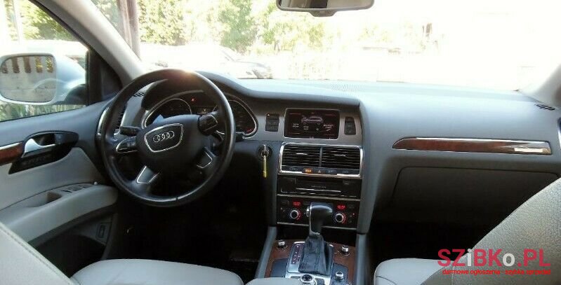 2013' Audi Q7 photo #4