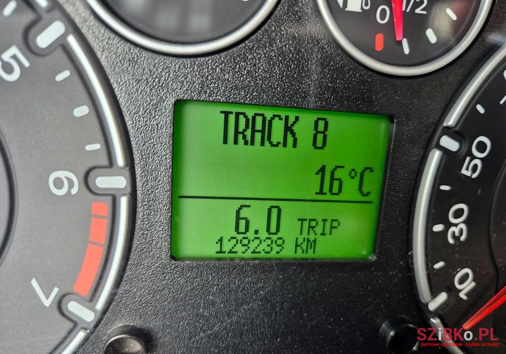 2008' Ford Fiesta photo #5