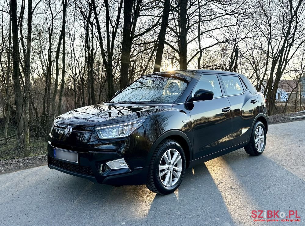 2016' SsangYong Tivoli Kgm photo #1