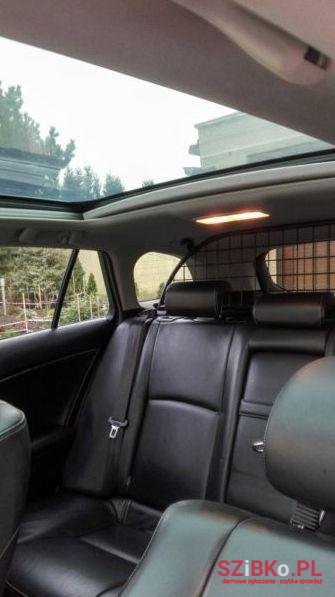 2010' Toyota Avensis photo #3