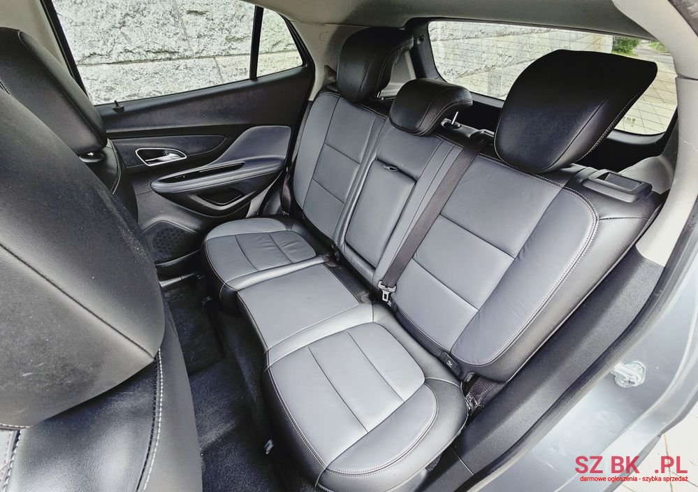 2013' Opel Mokka photo #3