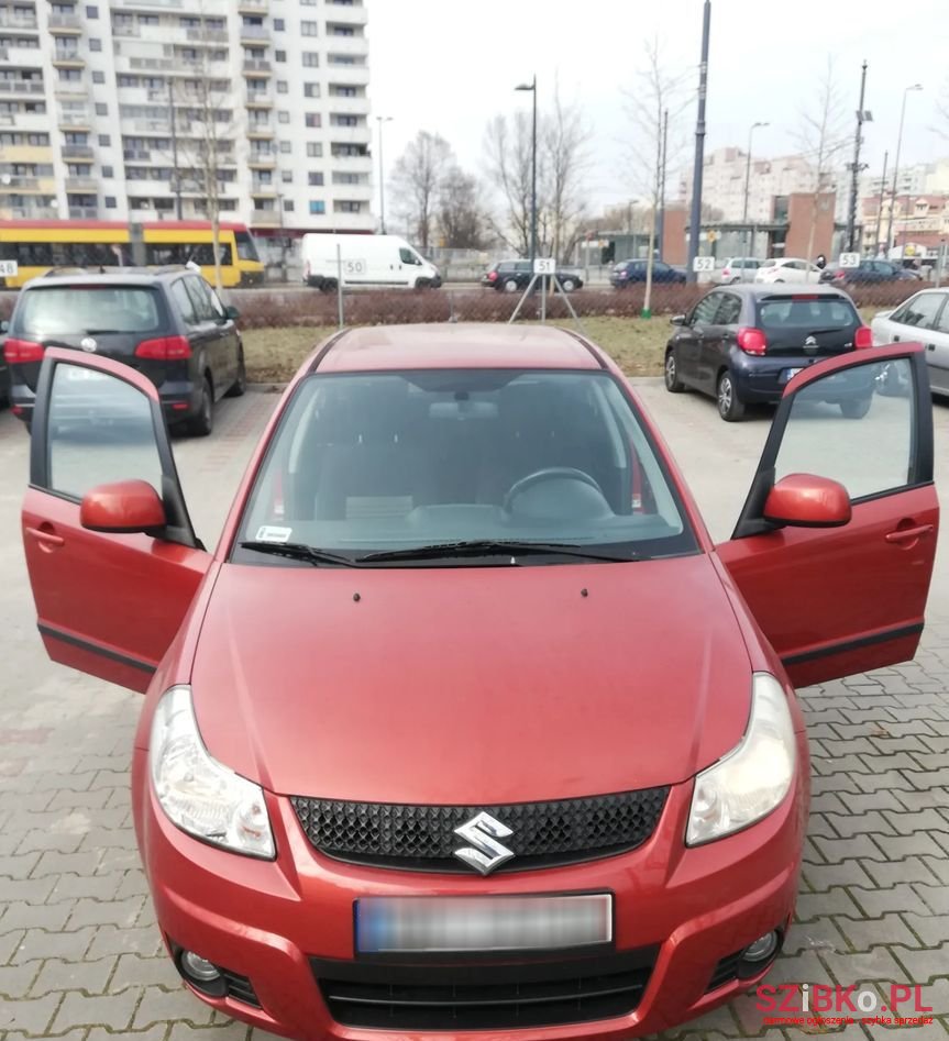 2010' Suzuki SX4 1.6 Premium photo #2