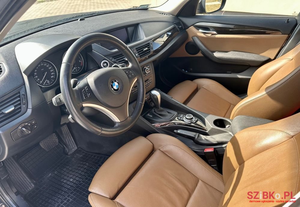 2010' BMW X1 Xdrive23D photo #6