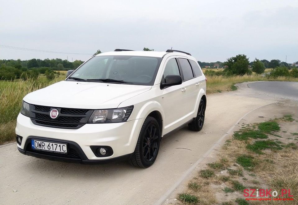 2014' Fiat Freemont photo #1