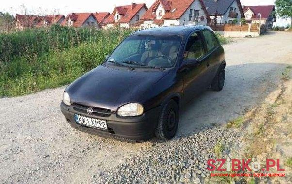 1995' Opel Corsa photo #1