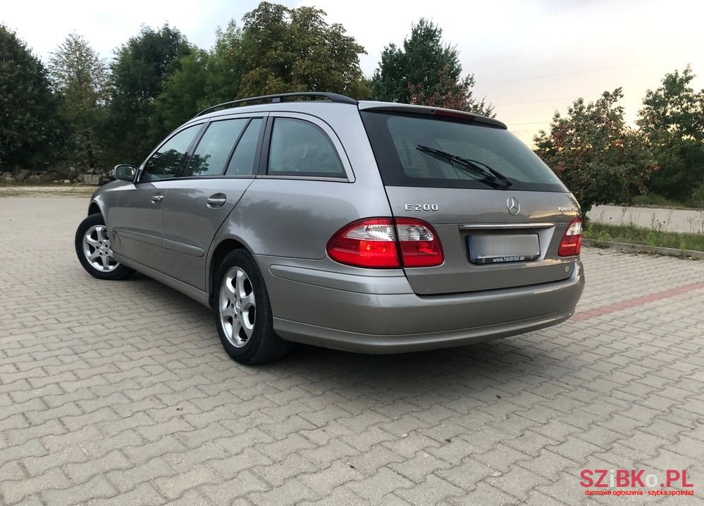 2006' Mercedes-Benz E-Class 200 T Kompressor photo #3
