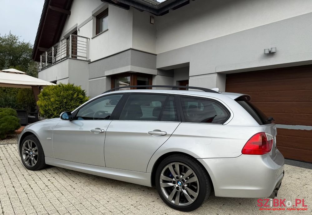 2007' BMW 3 Series 325Xi Touring photo #6