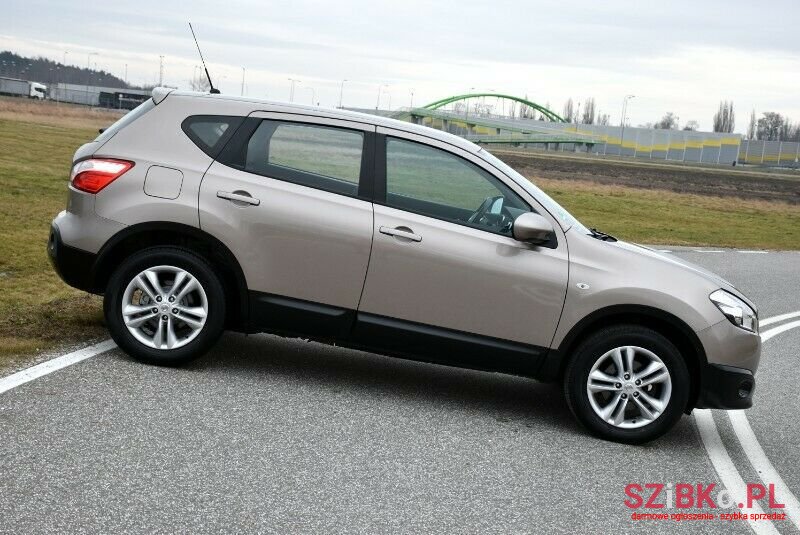 2011' Nissan Qashqai photo #6