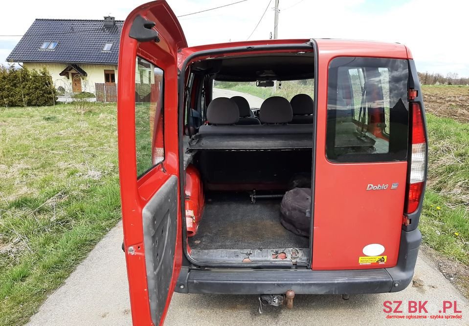 2002' Fiat Doblo photo #5