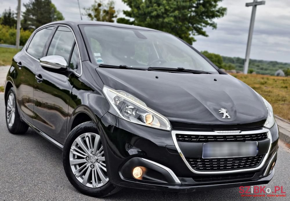 2016' Peugeot 208 photo #1