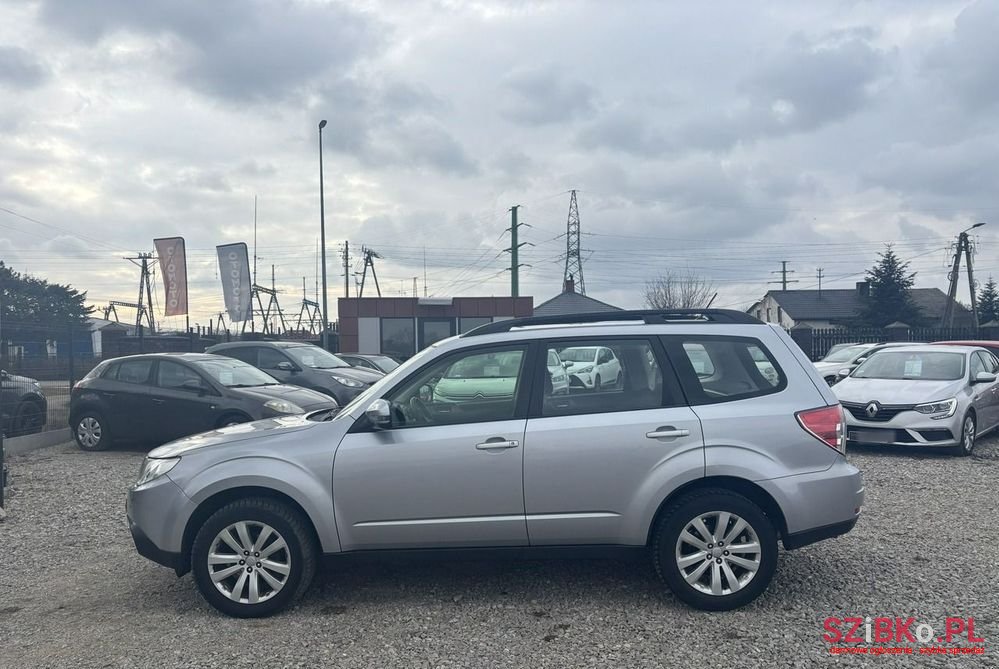 2012' Subaru Forester photo #5