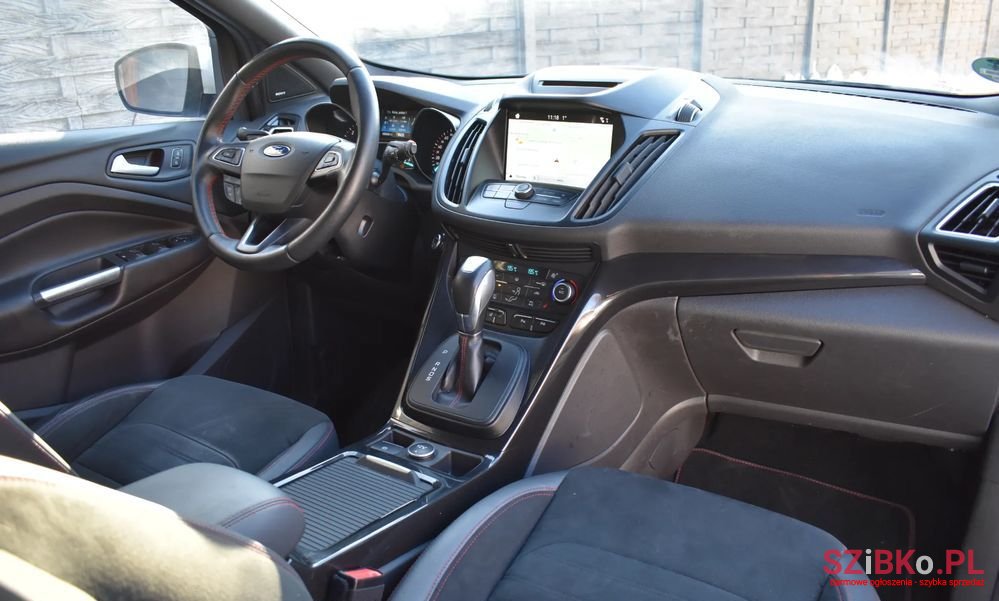 2018' Ford Kuga St-Line photo #5