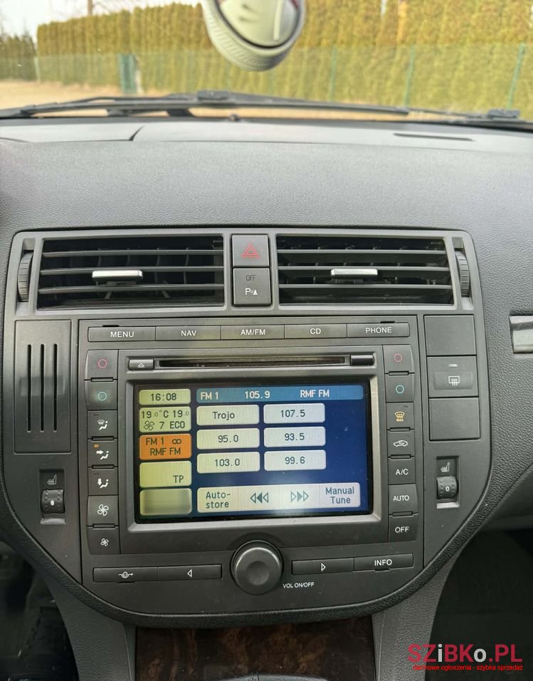 2005' Ford Focus C-MAX photo #5