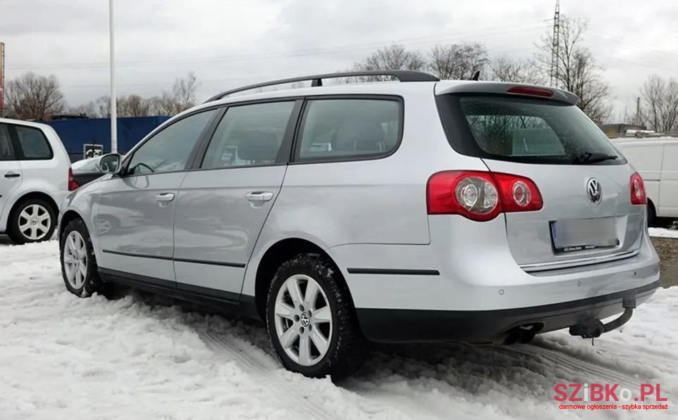 2006' Volkswagen Passat photo #2