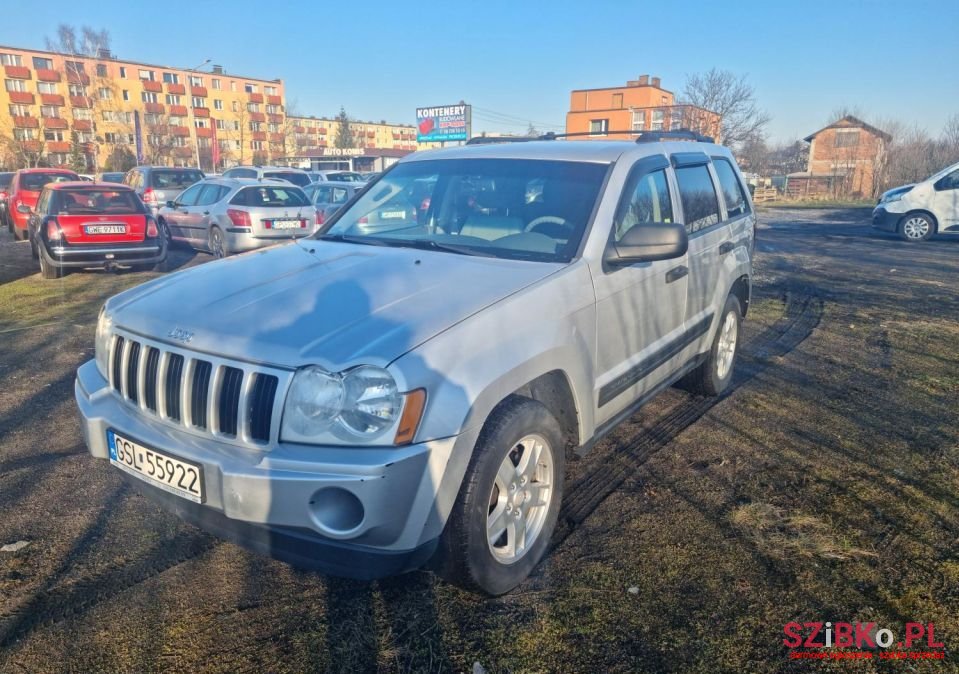 2006' Jeep Grand Cherokee photo #3