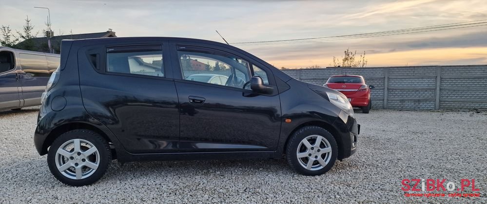 2011' Chevrolet Spark photo #3