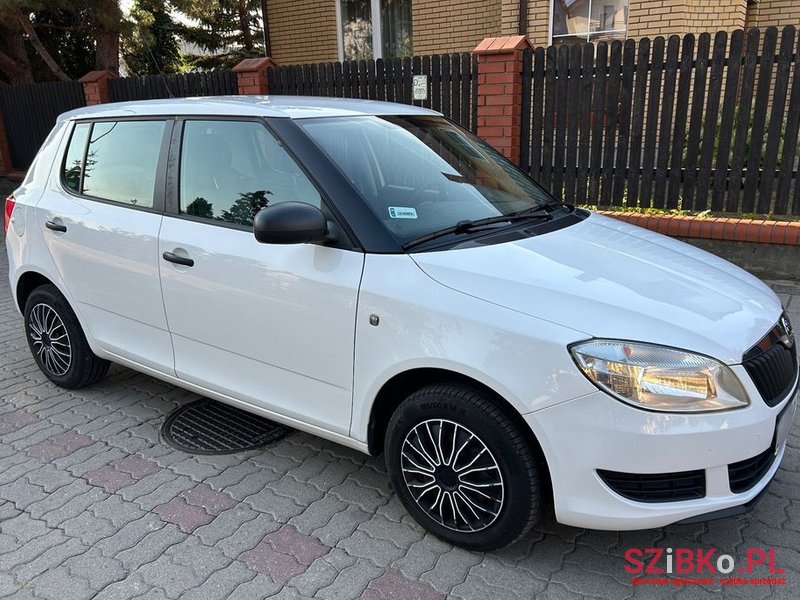 2013' Skoda Fabia 1.6 Tdi Dpf Active photo #1