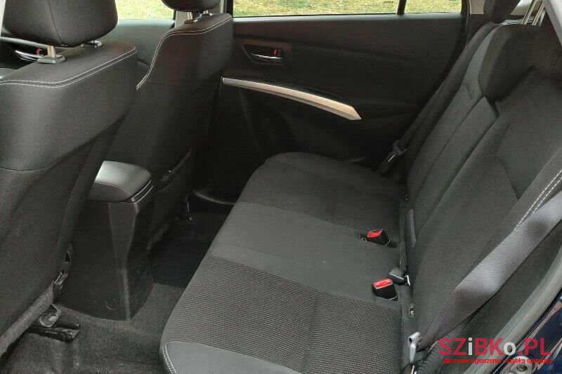 2016' Suzuki S-Cross photo #3