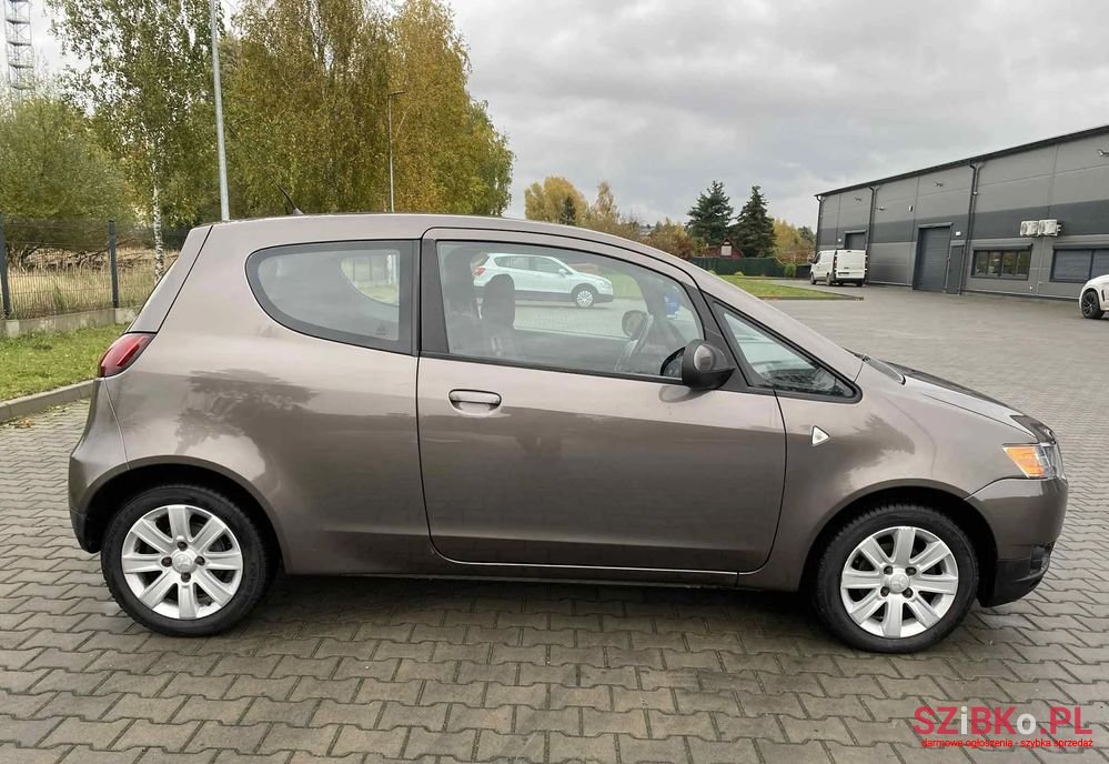 2011' Mitsubishi Colt 08-14 photo #4