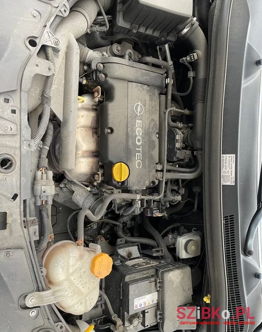 2008' Opel Corsa photo #5
