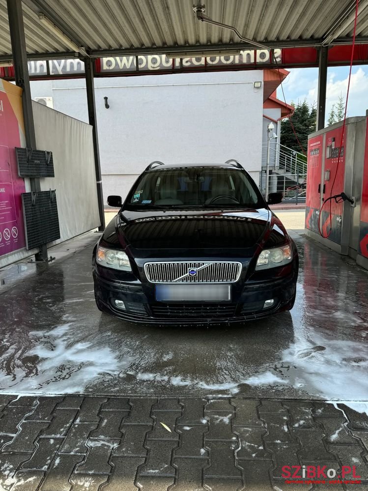 2006' Volvo V50 2.0D photo #2