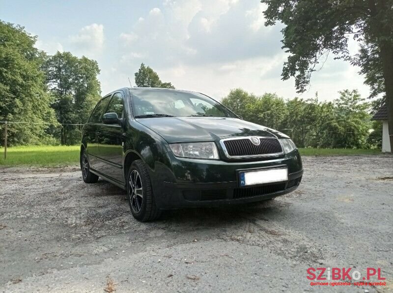 2004' Skoda Fabia photo #1