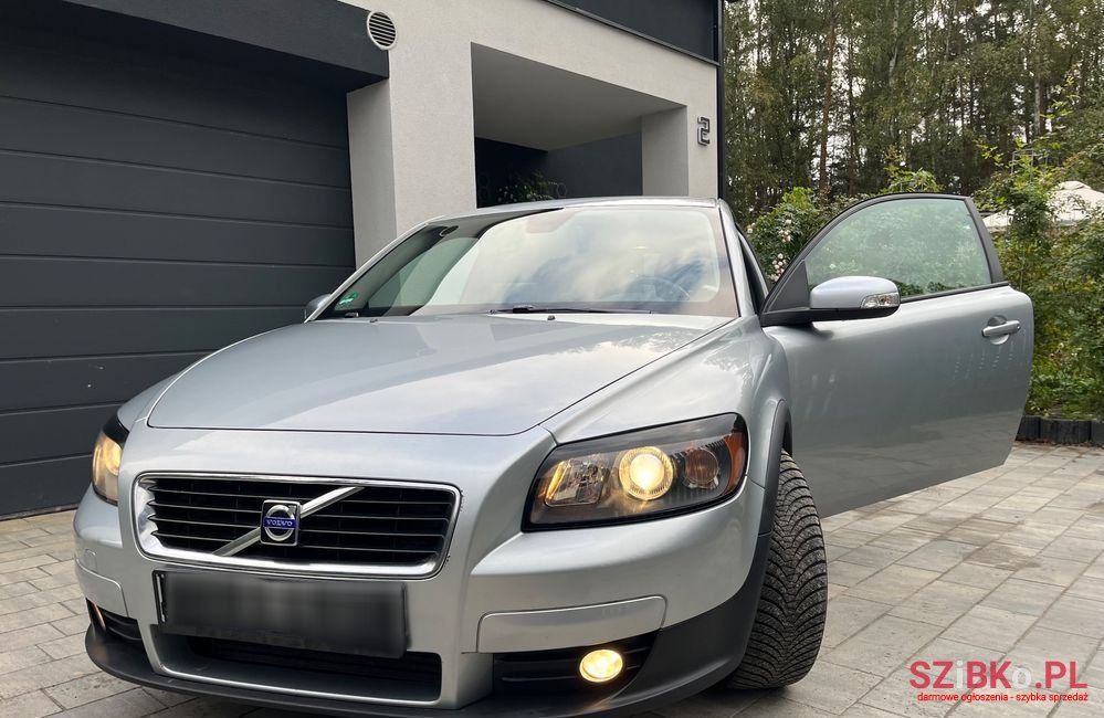2007' Volvo C30 2.0D photo #1