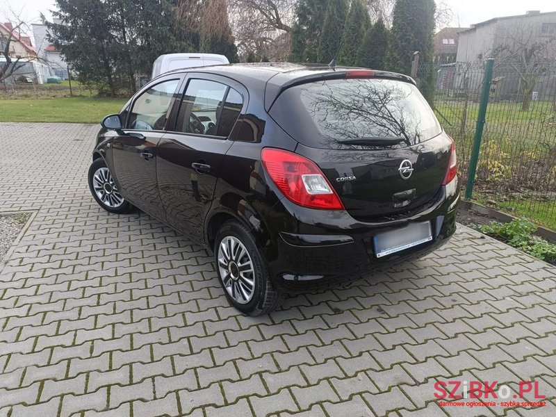 2011' Opel Corsa 1.2 16V Enjoy photo #4