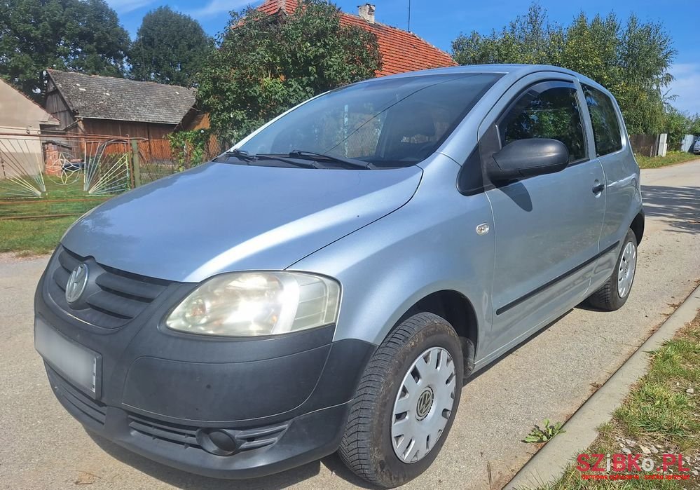 2008' Volkswagen Fox 1.4 Tdi photo #2
