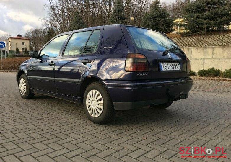 1996' Volkswagen Golf photo #1