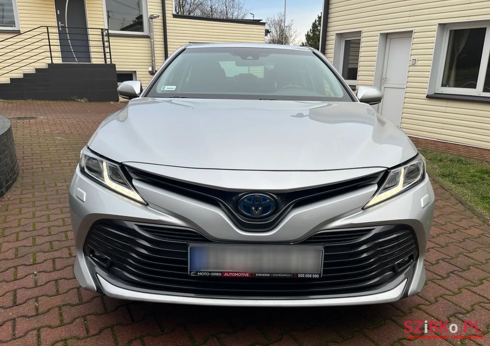2020' Toyota Camry photo #3