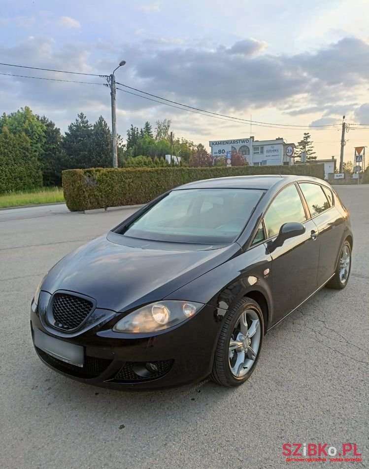 2008' SEAT Leon 1.8 Tsi Style photo #1