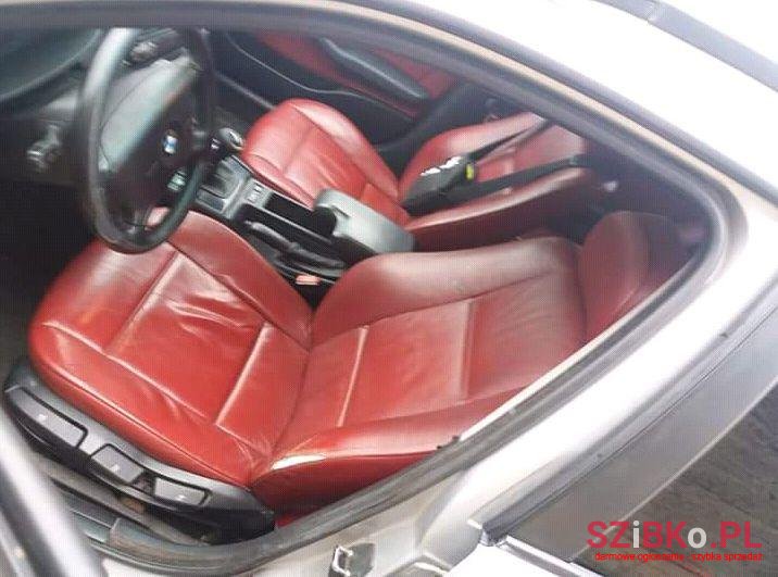 2001' BMW 3 Series photo #2