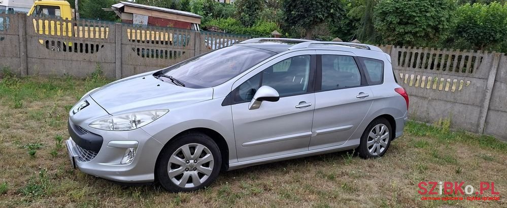 2011' Peugeot 308 1.6 Hdi Premium photo #1