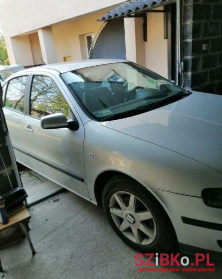 2002' SEAT Toledo photo #1