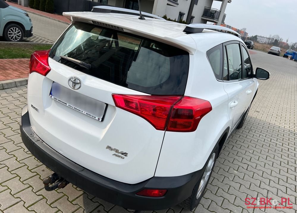 2014' Toyota RAV4 photo #4