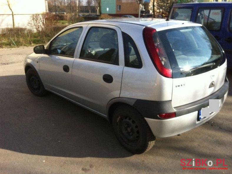 2002' Opel Corsa photo #2