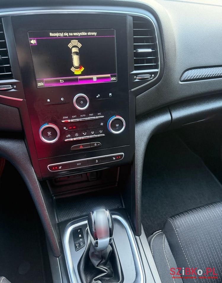 2019' Renault Megane photo #5