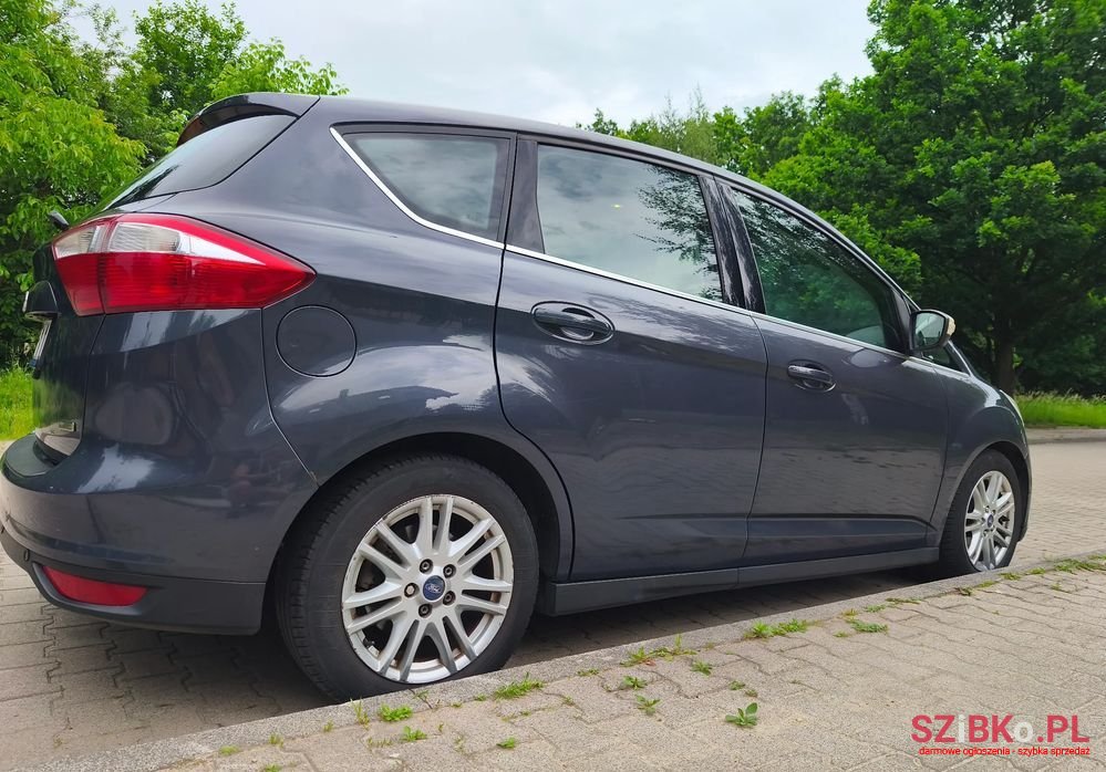 2013' Ford C-MAX photo #2