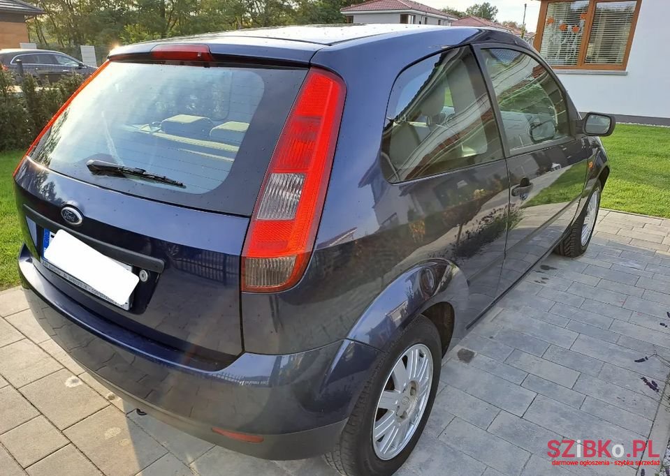 2003' Ford Fiesta photo #5