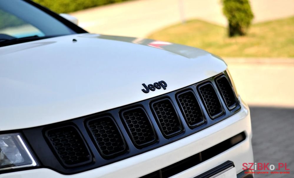 2019' Jeep Compass photo #4
